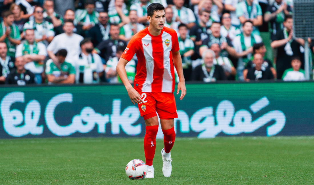 Beşiktaş, stoper Cesar Montes ve sol bek Hartman transferlerinde gaza