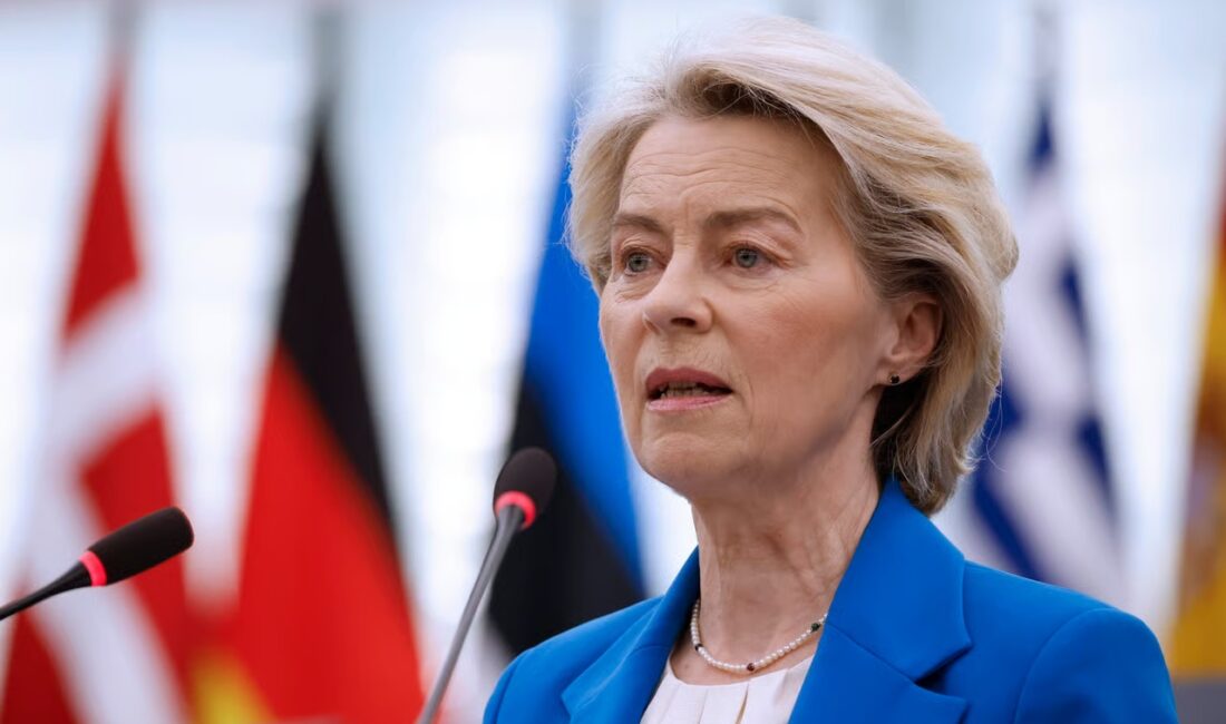 Avrupa Parlamentosu'nda gerçekleşen kritik oylamada Von der Leyen, aşırı sağcı