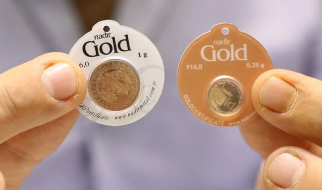 Kapalıçarşı'da gram altın 8.000 TL barajını yıktı, ons altın rekor