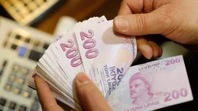 Çalışma ve Sosyal Güvenlik Bakanı Vedat Işıkhan, Emekli Sandığı kapsamındaki