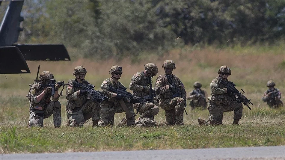 Rusya tehdidiyle güvenlik stratejilerini değiştiren Avrupa'da zorunlu askerlik sistemi yeniden