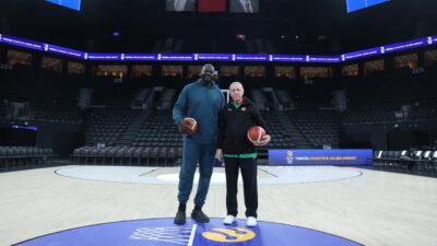 Cumhurbaşkanı Recep Tayyip Erdoğan, basketbol efsanesi Shaquille O'Neal ile Turkcell