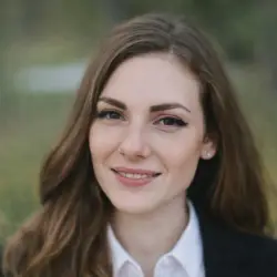 Hatice Özkan yazar fotoğrafı