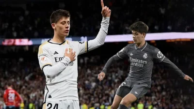 Real Madrid'in Villarreal galibiyetinde Arda Güler performansı manşetleri süsledi. İspanyollar