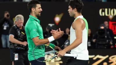 Carlos Alcaraz, Avustralya Açık finalinde Novak Djokovic'i 3-1 yenerek "Kariyer