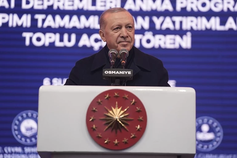 Cumhurbaşkanı Erdoğan, Osmaniye'deki 6 Şubat anma programında "deprem turistleri" eleştirilerine