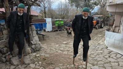 Samsun'da yaşayan 83 yaşındaki Hasan Dursun, babasından miras kalan ayakcak