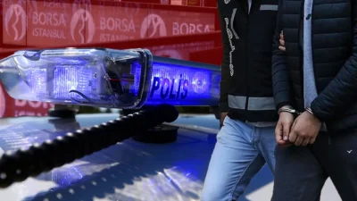 İstanbul merkezli 8 ilde borsa manipülatörlerine yönelik düzenlenen operasyonda, sosyal