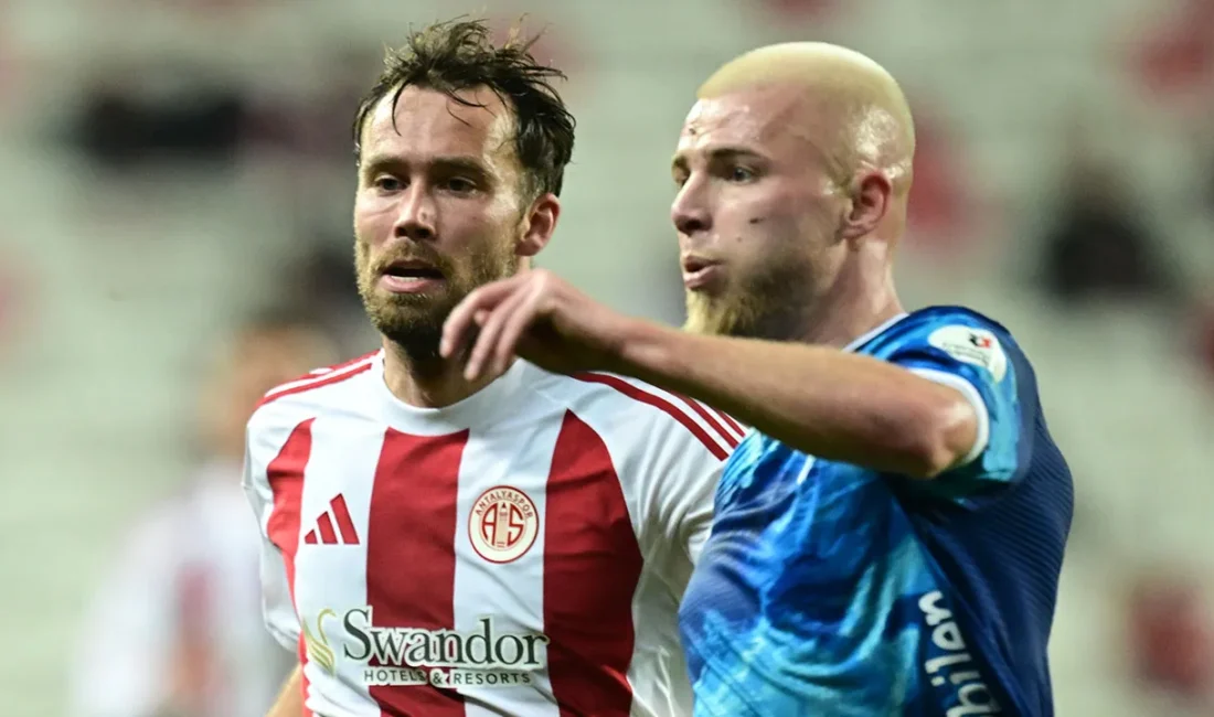 Trendyol Süper Lig'in 22. haftasında Antalyaspor, sahasında Samsunspor'u 3-1 mağlup