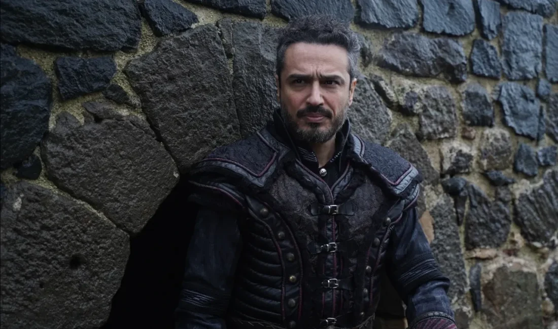 Aşk-ı Memnu dizisinin unutulmaz ismi Baran Akbulut, başrolünü Mert Yazıcıoğlu'nun