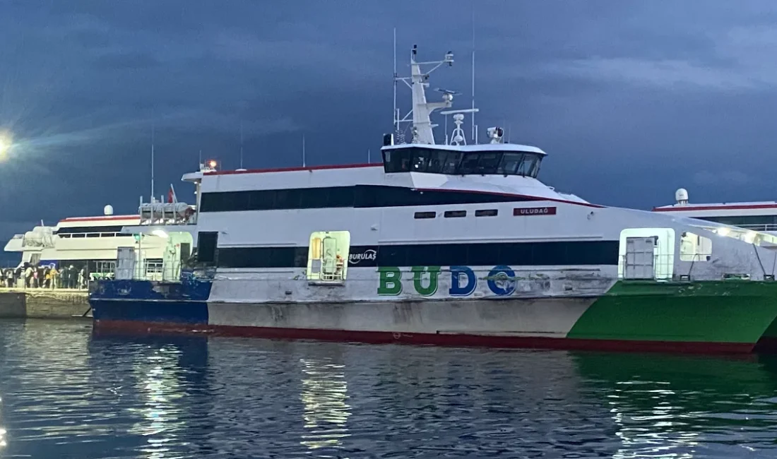 Bursa ile İstanbul arasındaki deniz ulaşımında etkili olan olumsuz hava