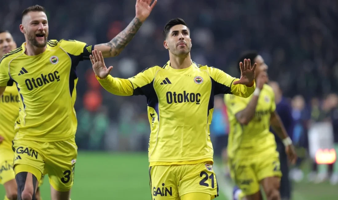 Trendyol Süper Lig'in 20. haftasında Fenerbahçe, Kocaelispor'u Asensio ve Nene'nin