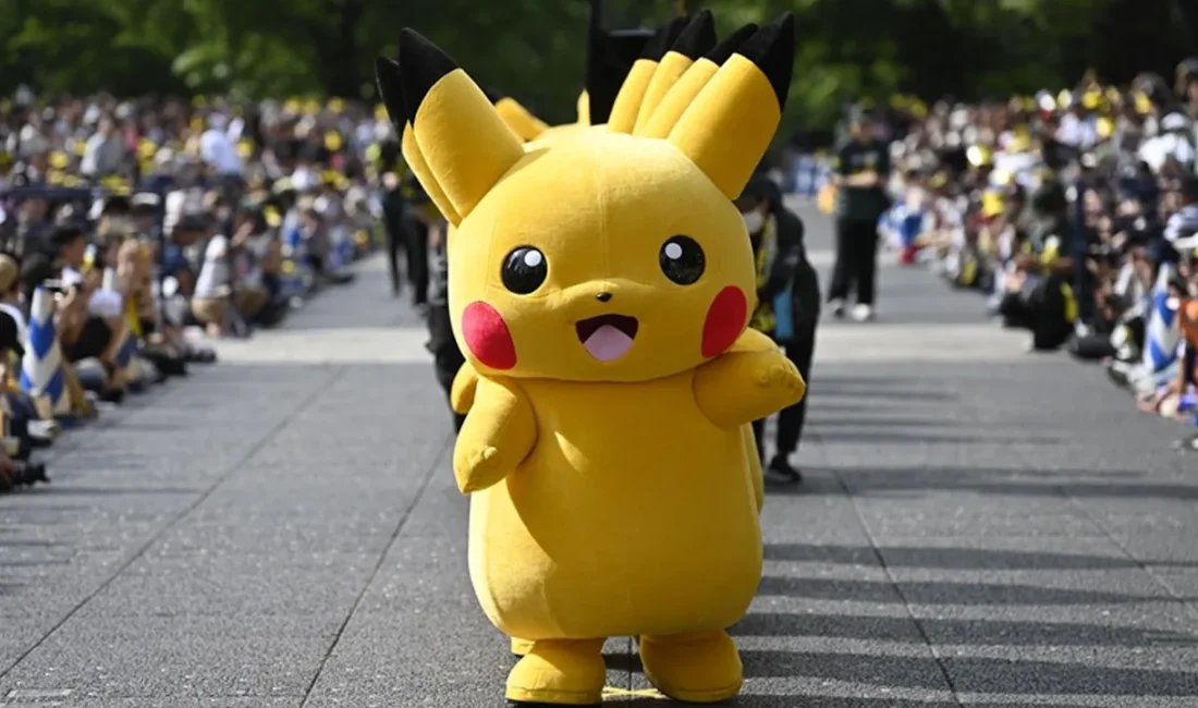 ABD’deki açık artırmada 16,5 milyon dolara satılan Pokemon kartı, Guinness