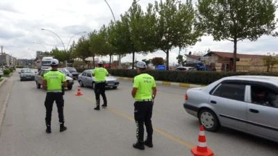 Trafik denetimlerinde SGK ve Emniyet iş birliğiyle yeni dönem: Aracını