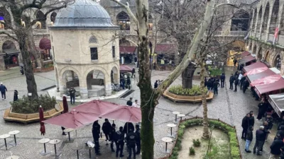 Bursa'nın UNESCO mirası Koza Han'da masa ve sandalyelerin kaldırılması kararı