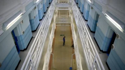 İngiltere ve Galler’de cezaevlerinde mahkûmlar arasındaki şiddetin yükselmesi endişe yaratıyor.
