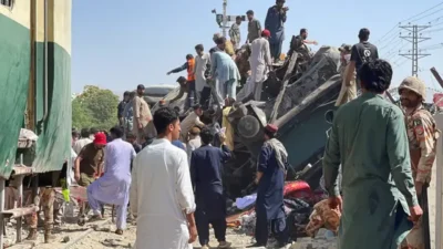 Pakistan’ın Belucistan eyaletindeki Quetta kentinde askeri personel ve ailelerini taşıyan