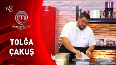 MasterChef Türkiye 2026'nın dikkat çeken yarışmacılarından Tolga Çakuş, başarılı performansıyla