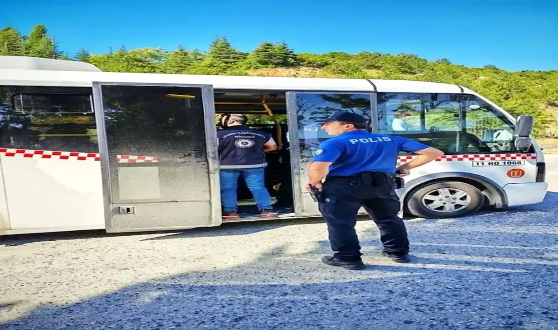Bilecik İl Emniyet Müdürlüğü ekipleri tarafından düzensiz göçle mücadele kapsamında