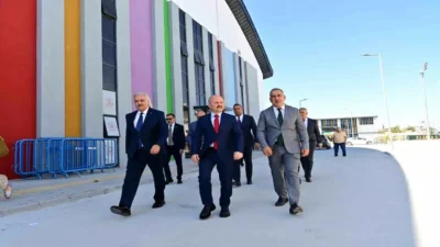 Aydın Valisi Dr. Osman Varol, Söke ilçesinde gerçekleştirdiği ziyaret kapsamında